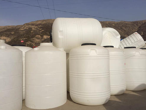 圆形西固塑料大桶