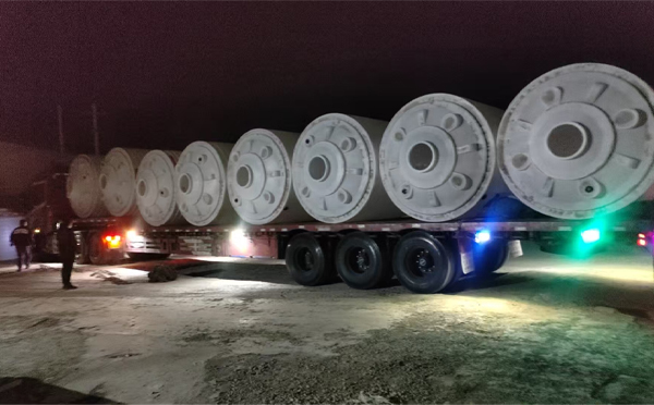 西固锥底桶交付现场