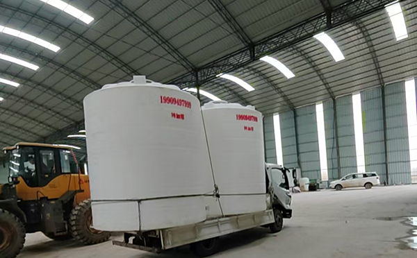 特加厚西固塑料大桶装车运输交付实录